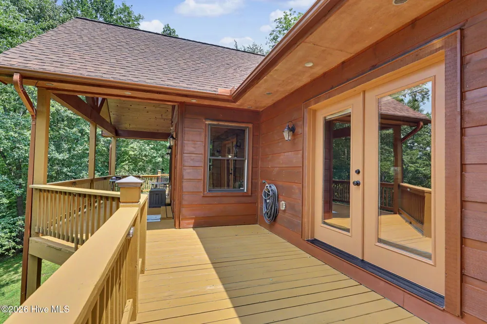 210 Majestic Drive Hayesville, NC 28904