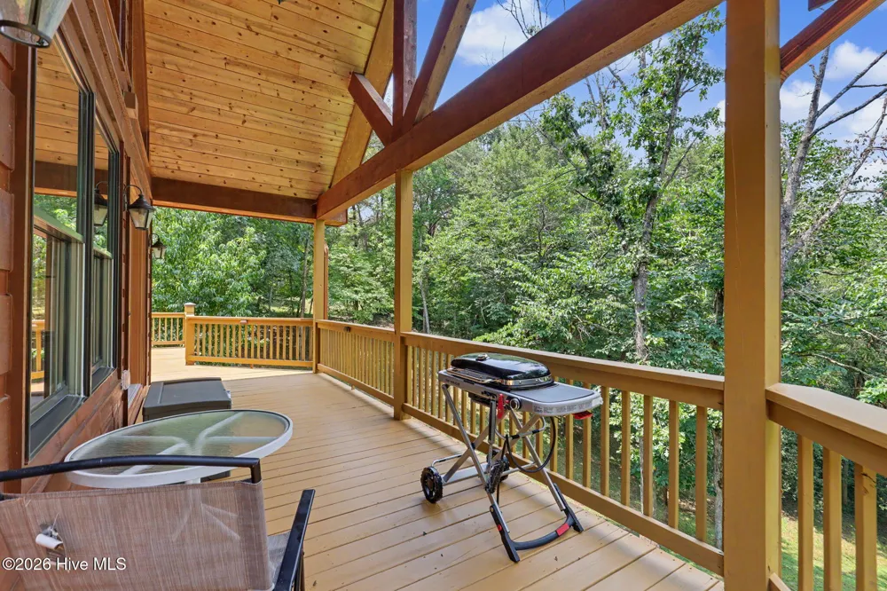 210 Majestic Drive Hayesville, NC 28904