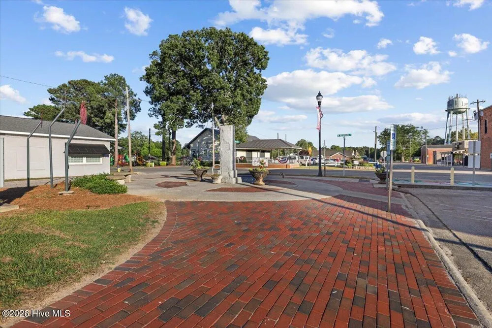 104 Lee Street Roseboro, NC 28382