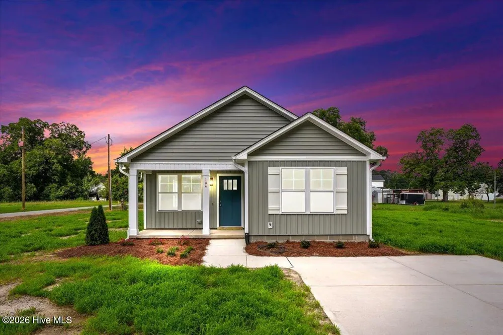 104 Lee Street Roseboro, NC 28382