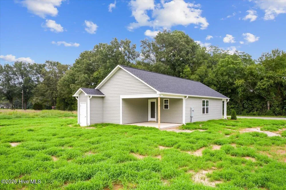 104 Lee Street Roseboro, NC 28382