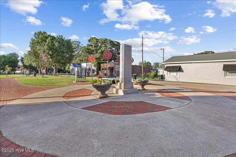 104 Lee Street Roseboro, NC 28382