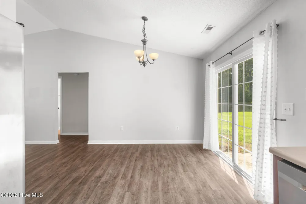 207 Concord Lane Richlands, NC 28574