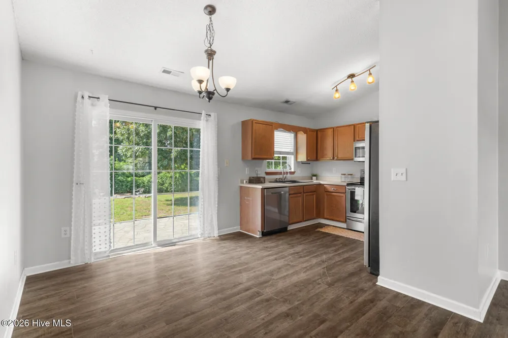 207 Concord Lane Richlands, NC 28574