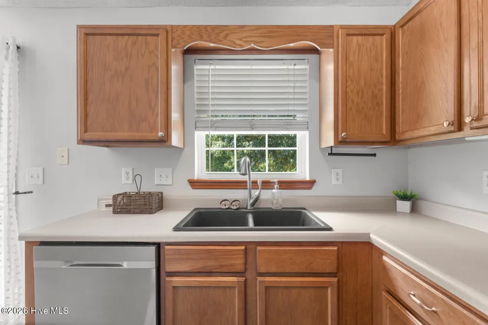 207 Concord Lane Richlands, NC 28574