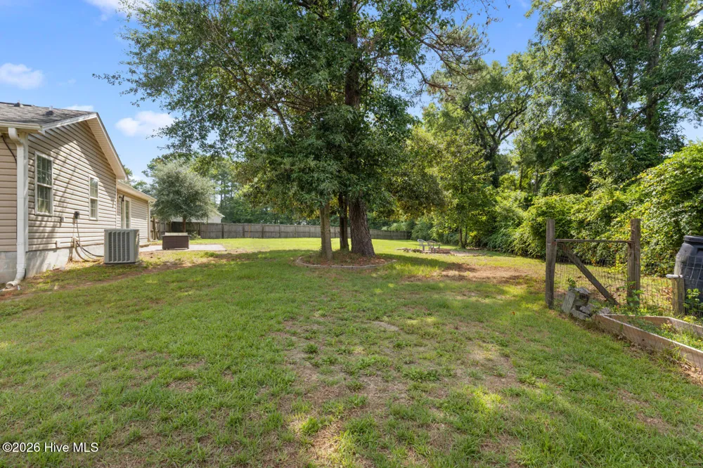 207 Concord Lane Richlands, NC 28574