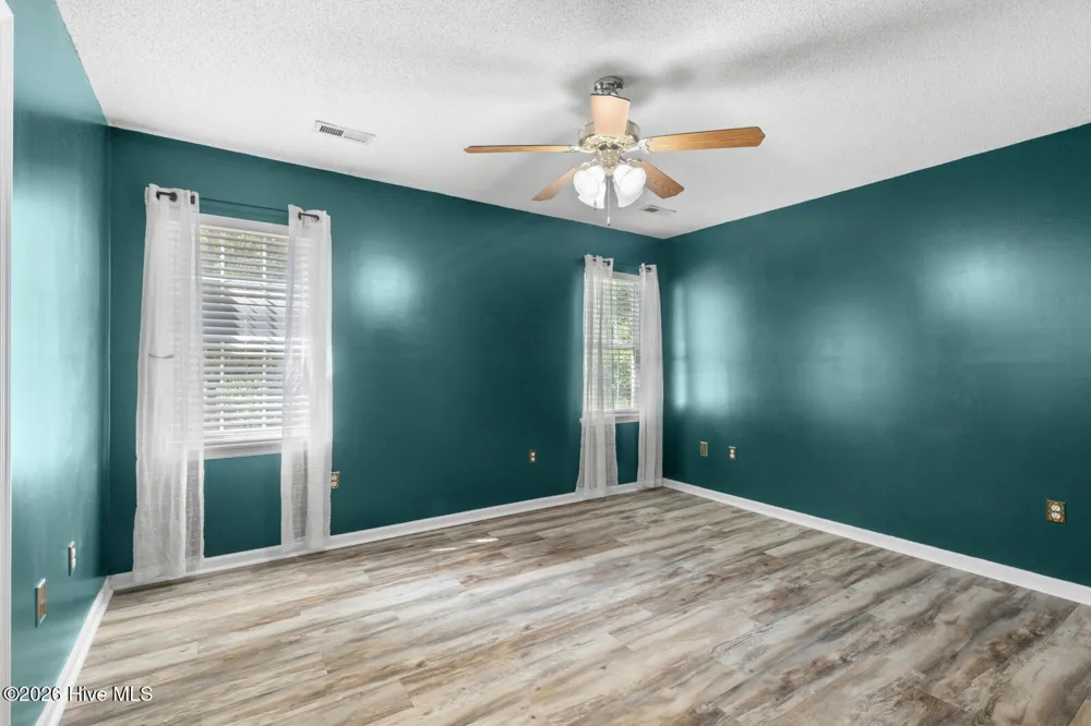 207 Concord Lane Richlands, NC 28574