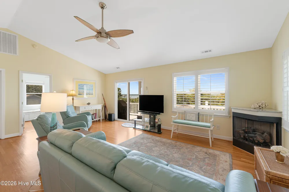 6611 Marsh Cove Road Emerald Isle, NC 28594