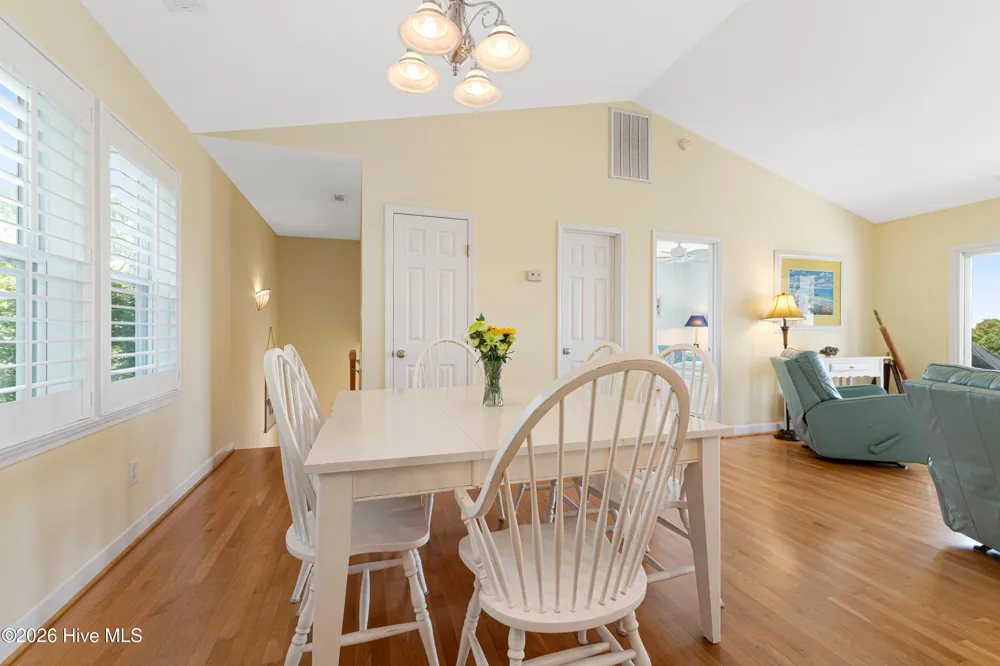 6611 Marsh Cove Road Emerald Isle, NC 28594