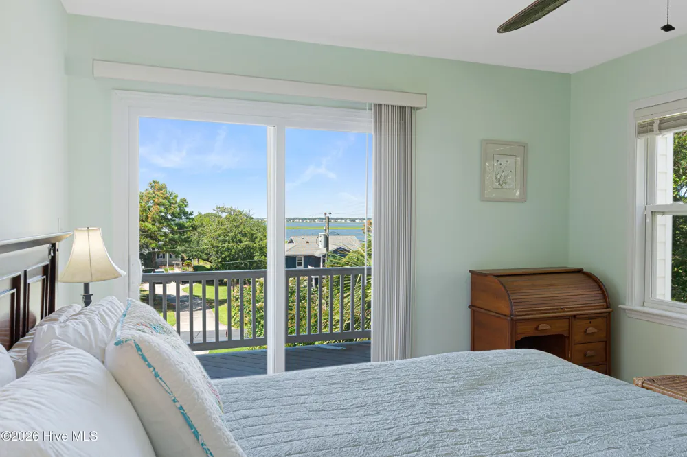6611 Marsh Cove Road Emerald Isle, NC 28594