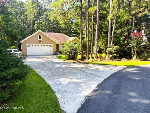 806 Sturbridge Drive