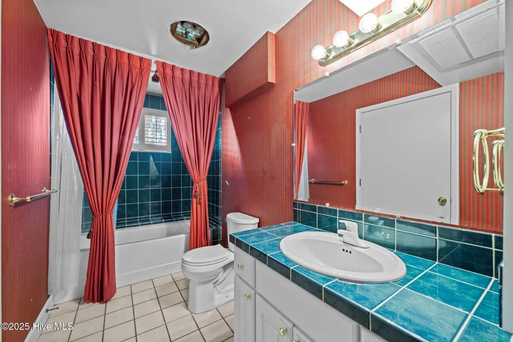 5003 Trent Woods Drive Trent Woods, NC 28562