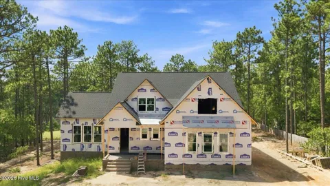172 Woodbine Way