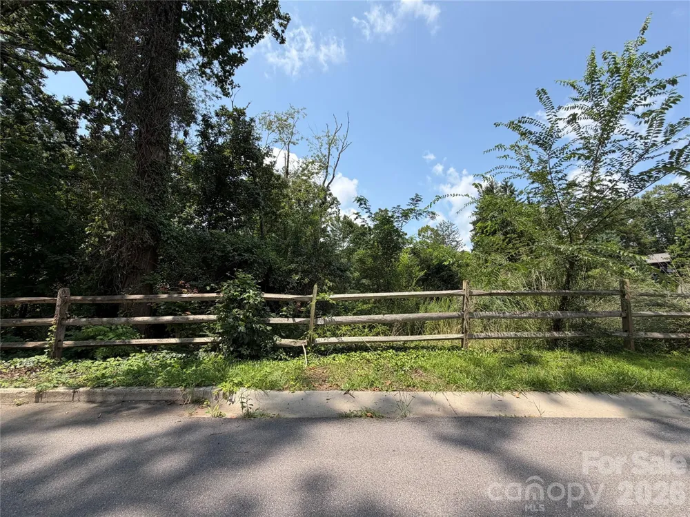 50 Alclare Court Asheville, NC 28804