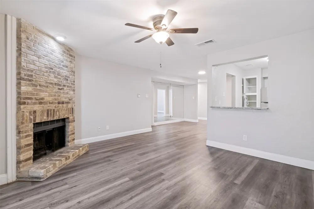 5840 Spring Valley Road #803 Dallas, TX 75254
