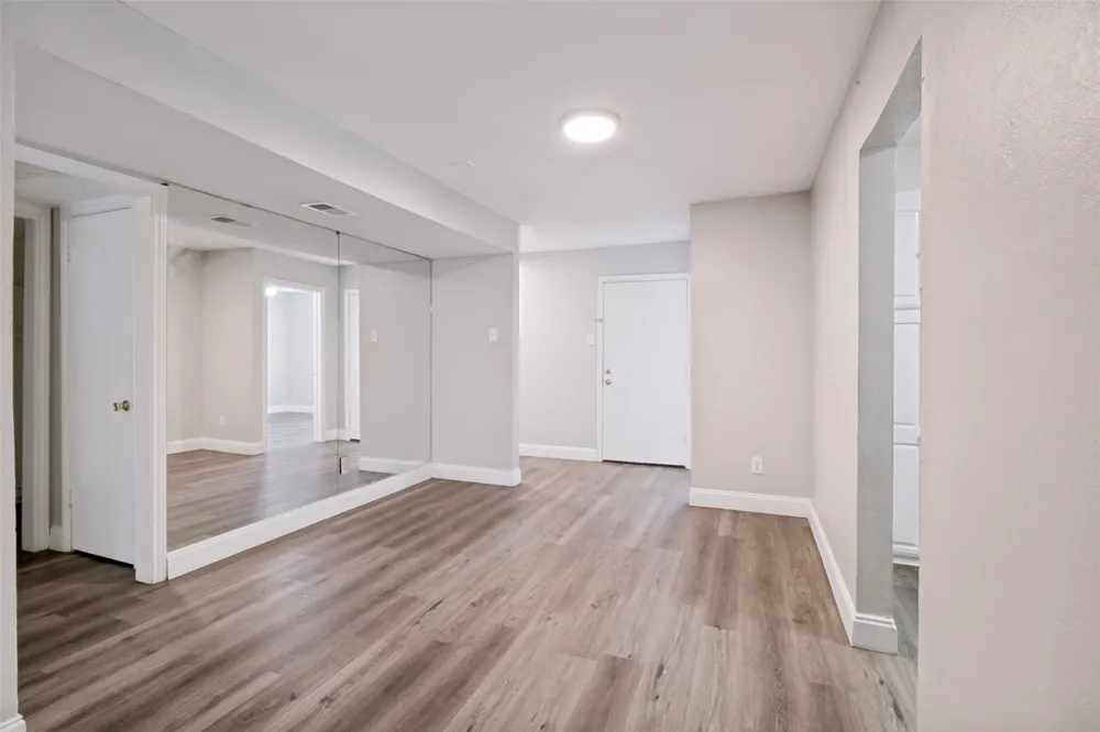 5840 Spring Valley Road #803 Dallas, TX 75254