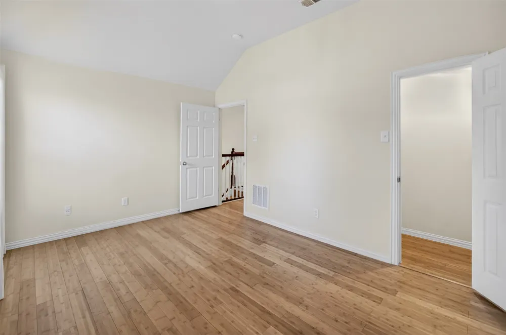 2616 Cove Drive Grand Prairie, TX 75054