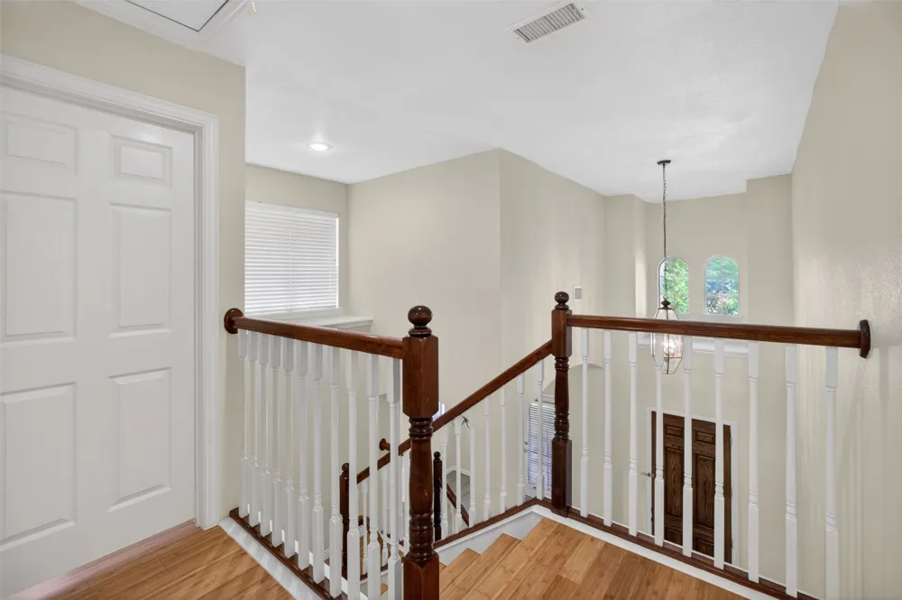 2616 Cove Drive Grand Prairie, TX 75054