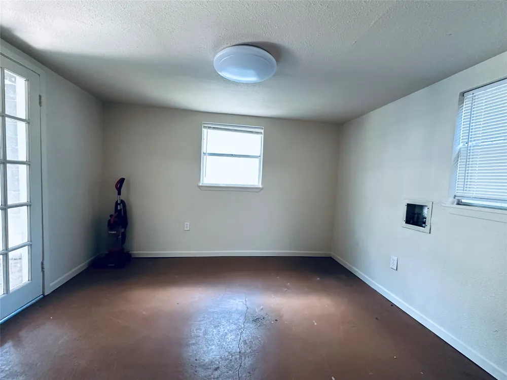 603 W Walcott Avenue Comanche, TX 76442