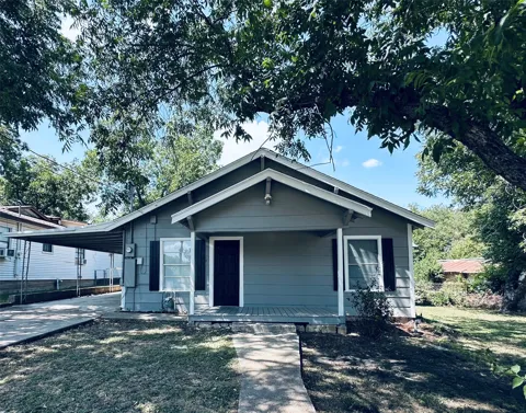 603 W Walcott Avenue