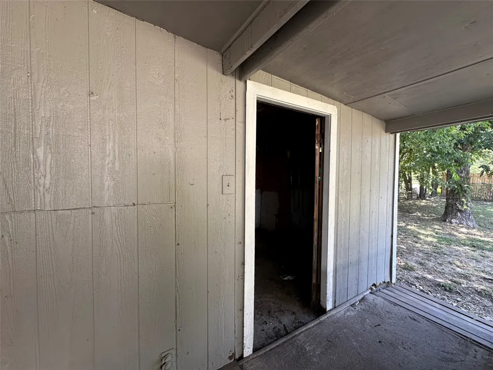 603 W Walcott Avenue Comanche, TX 76442