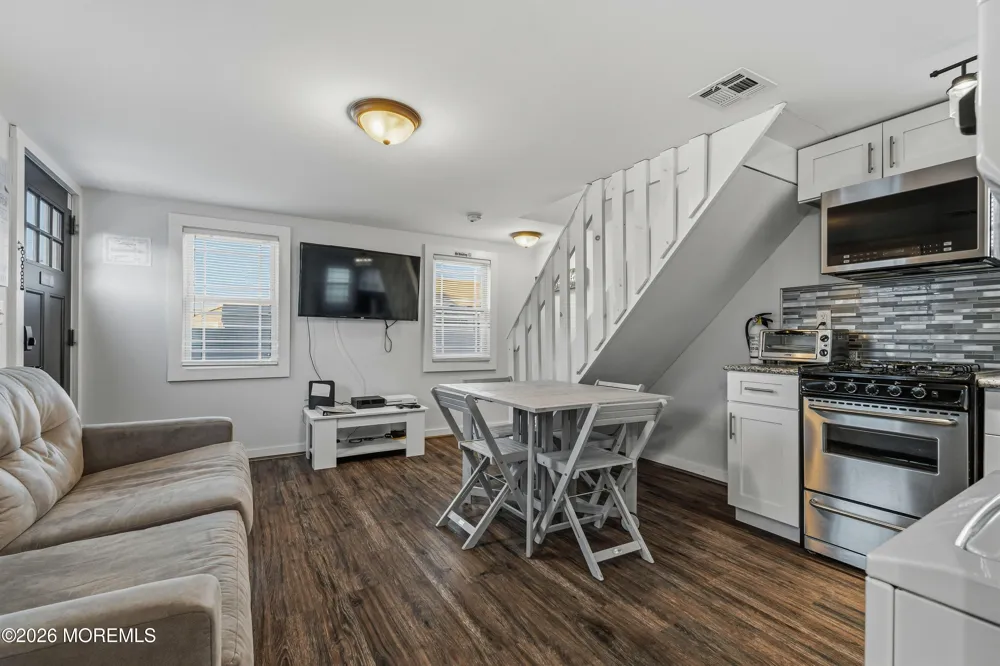 313 Grant Avenue Seaside Heights, NJ 08751