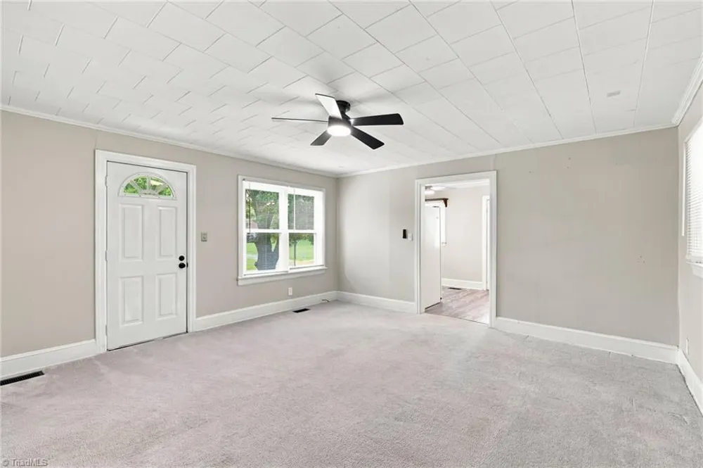 2138 Nc Highway 62 Burlington, NC 27217