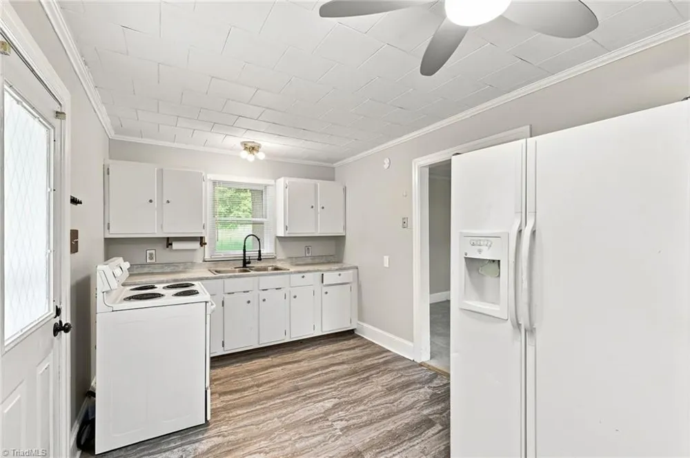 2138 Nc Highway 62 Burlington, NC 27217