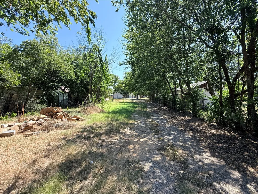 824 Indiana Street Graham, TX 76450