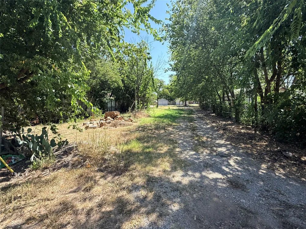 824 Indiana Street Graham, TX 76450