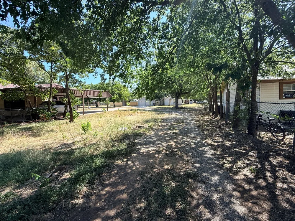 824 Indiana Street Graham, TX 76450