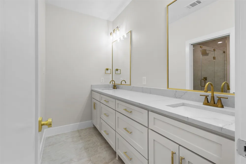 7133 Stone Villa Circle North Richland Hills, TX 76182