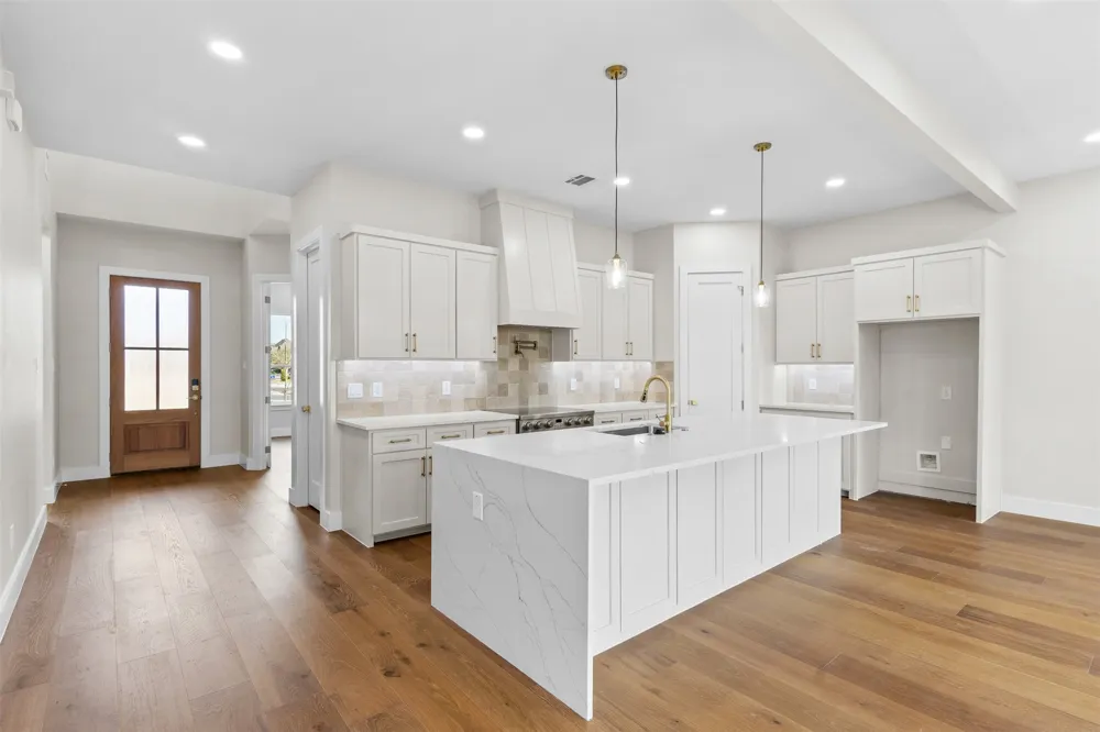 7133 Stone Villa Circle North Richland Hills, TX 76182