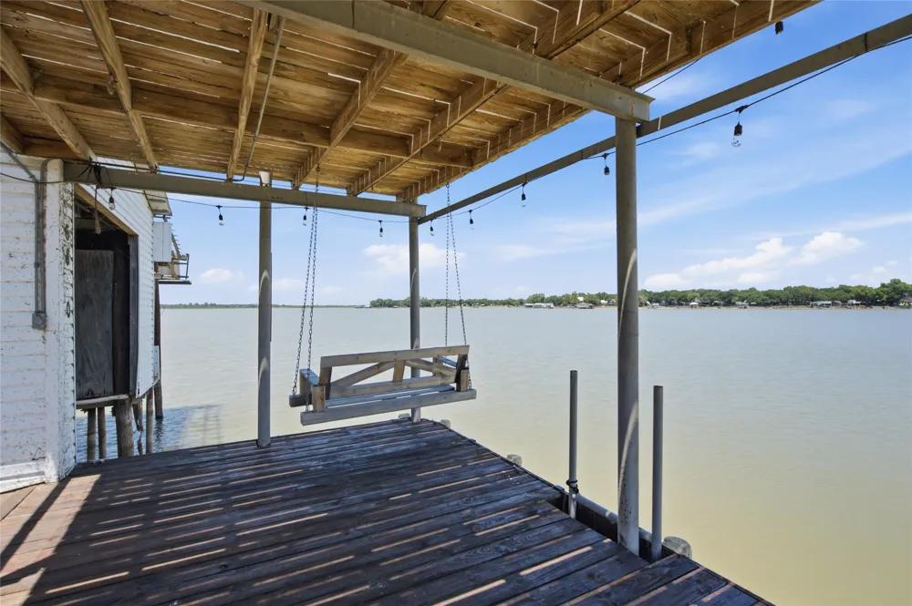 6820 Briar Road Azle, TX 76020