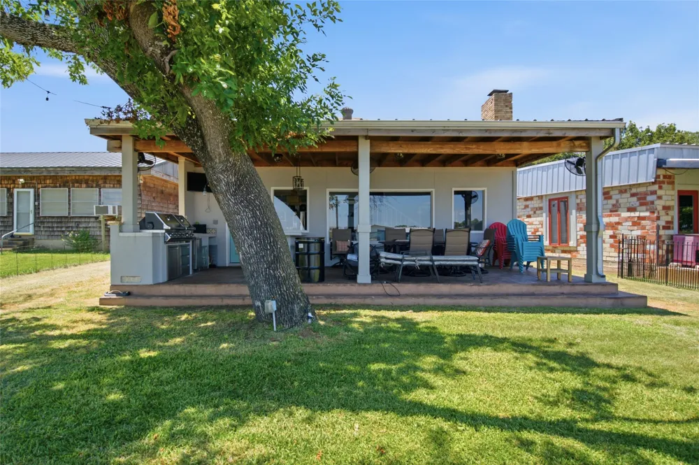 6820 Briar Road Azle, TX 76020