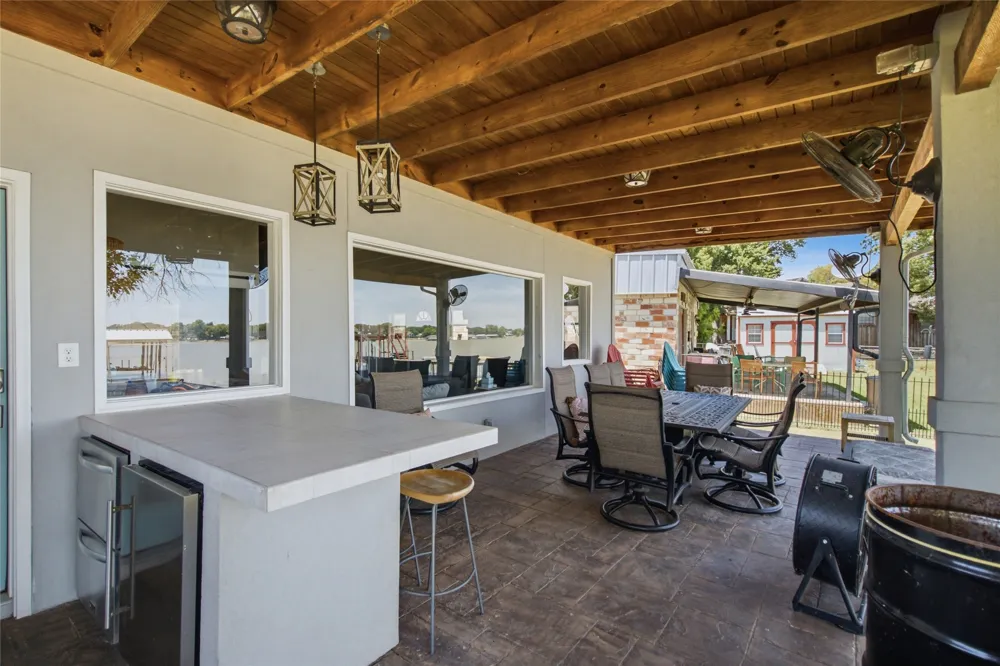 6820 Briar Road Azle, TX 76020