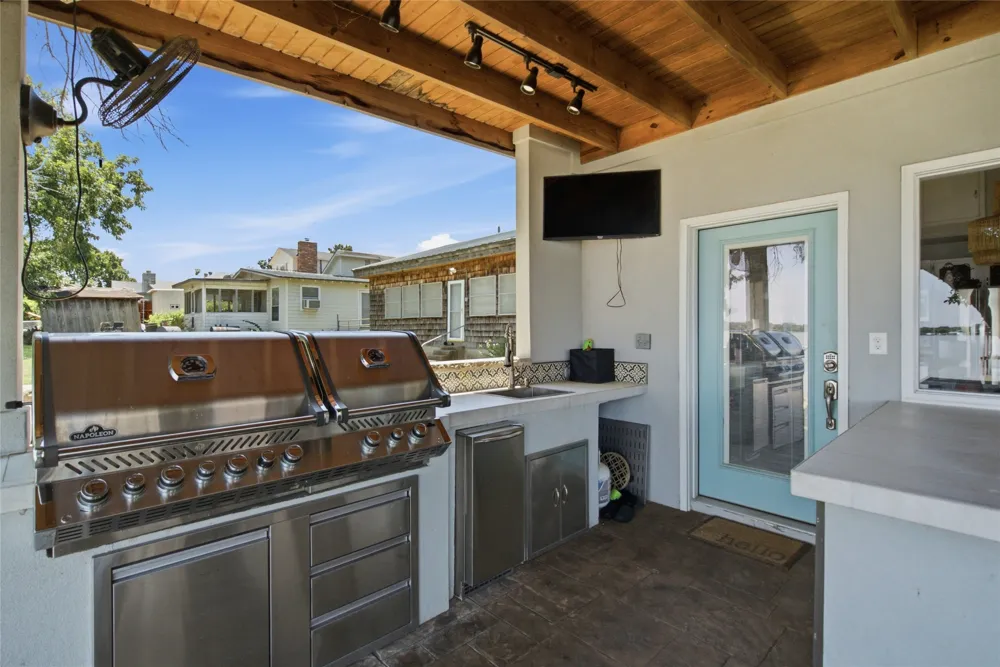 6820 Briar Road Azle, TX 76020