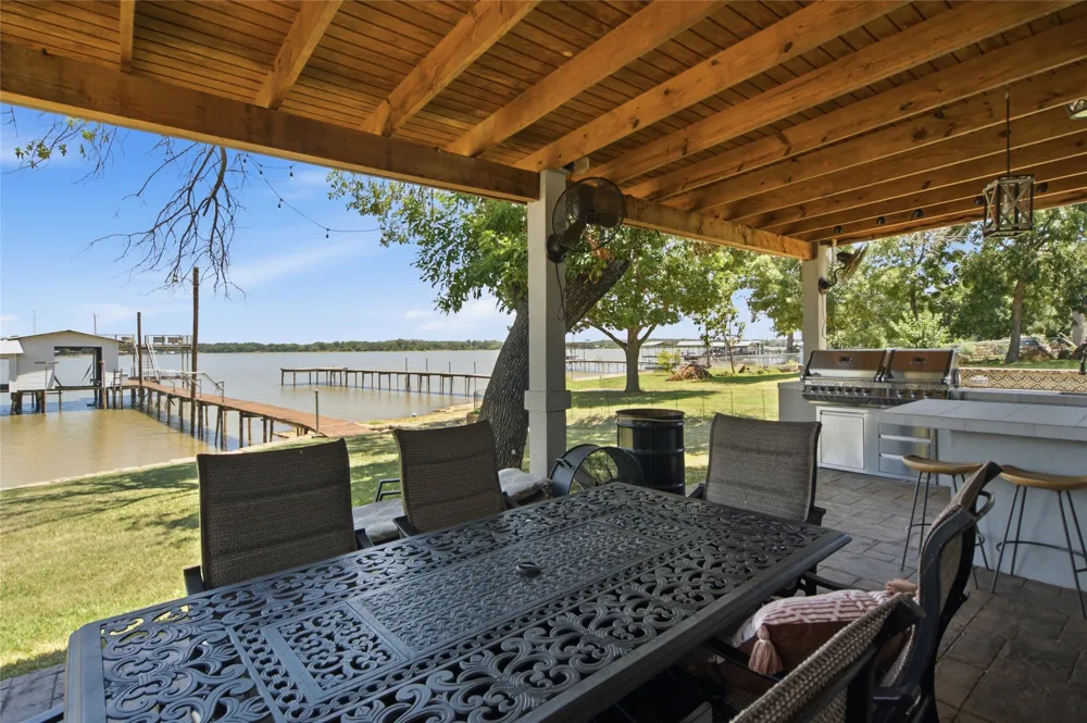 6820 Briar Road Azle, TX 76020