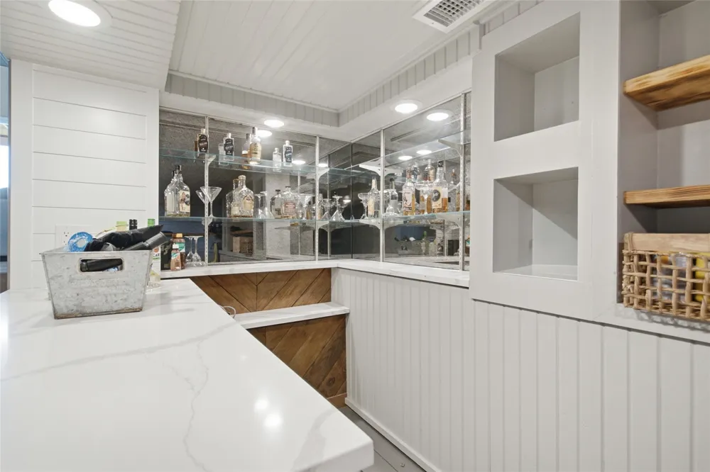6820 Briar Road Azle, TX 76020