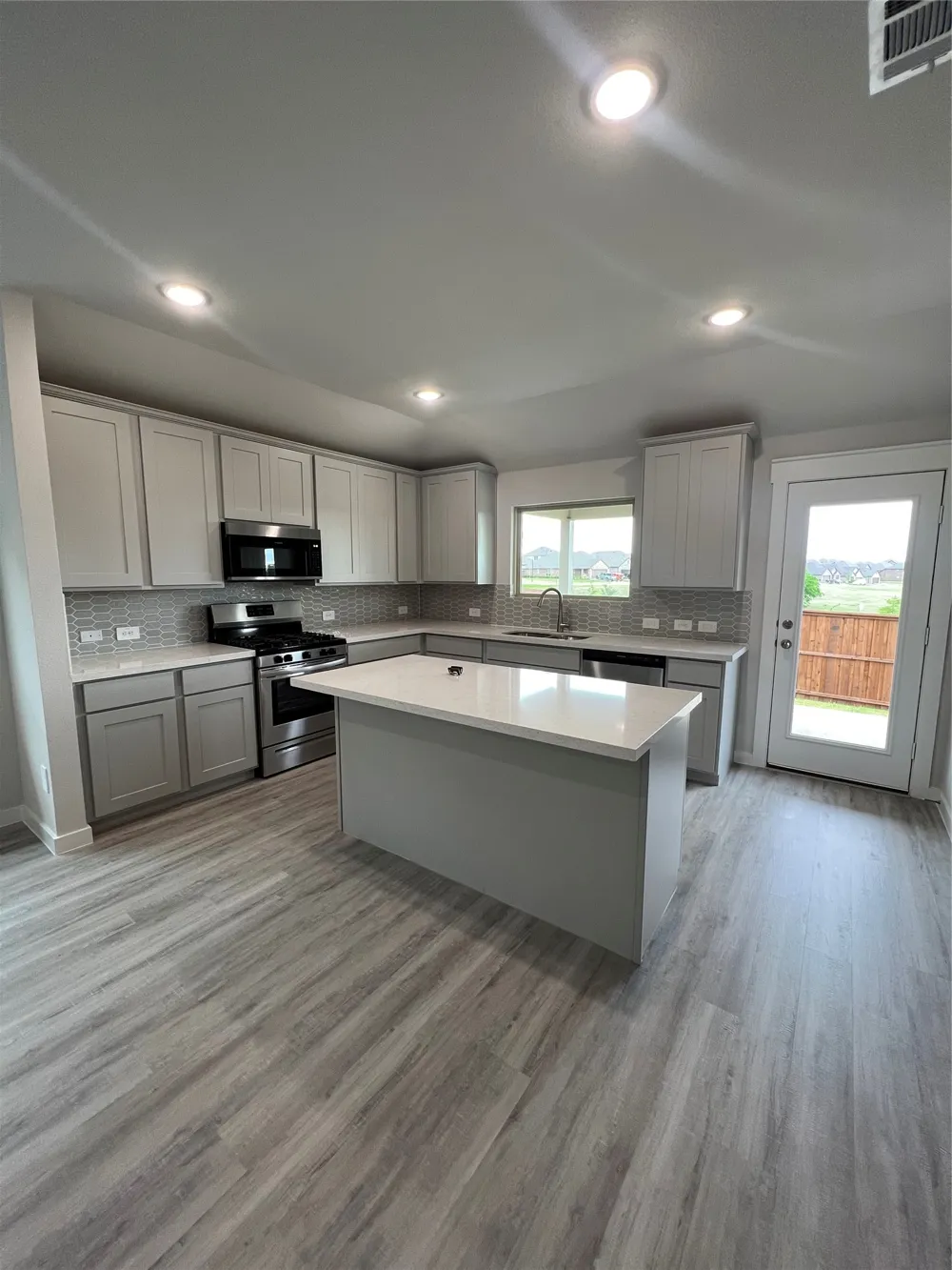 2907 Doggett Drive Forney, TX 75126