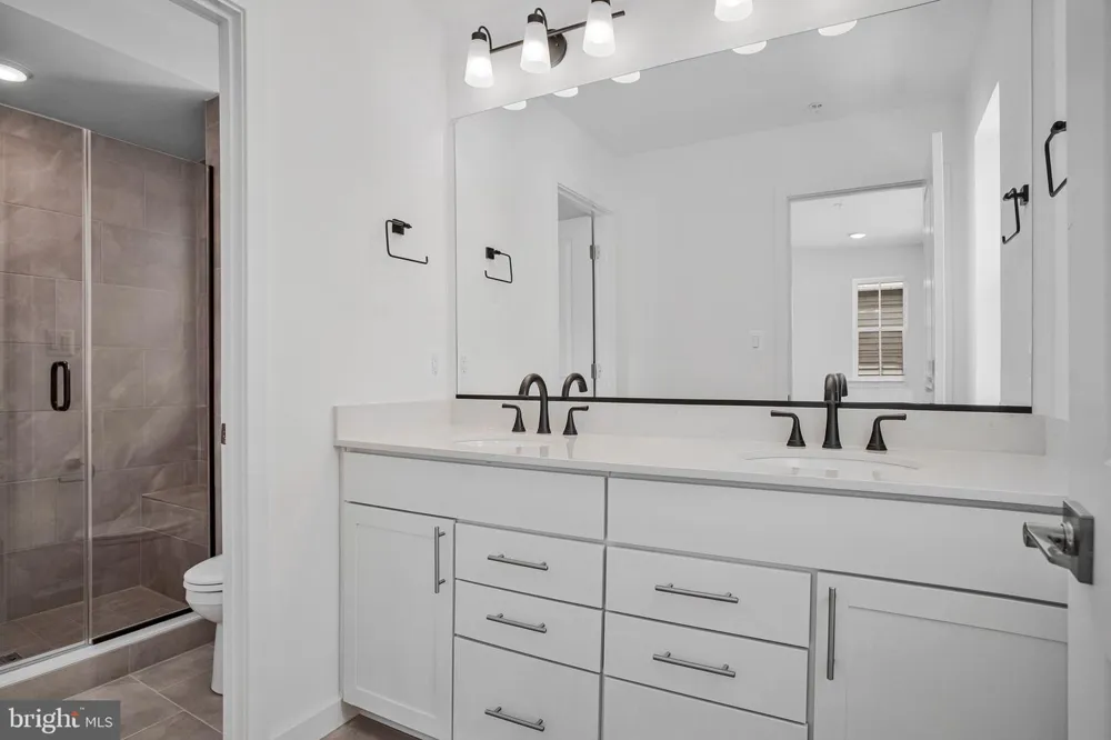 5723 HOWARD DRIVE Glen Burnie, MD 21061