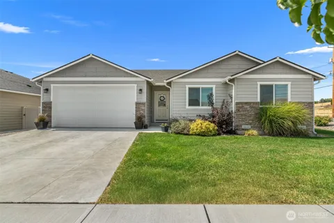 12 Emma Drive