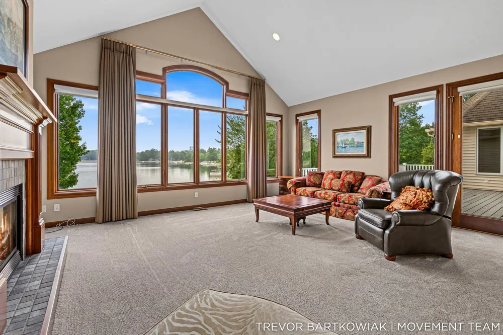 2696 Middle Lake Road Dalton Township, MI 49457
