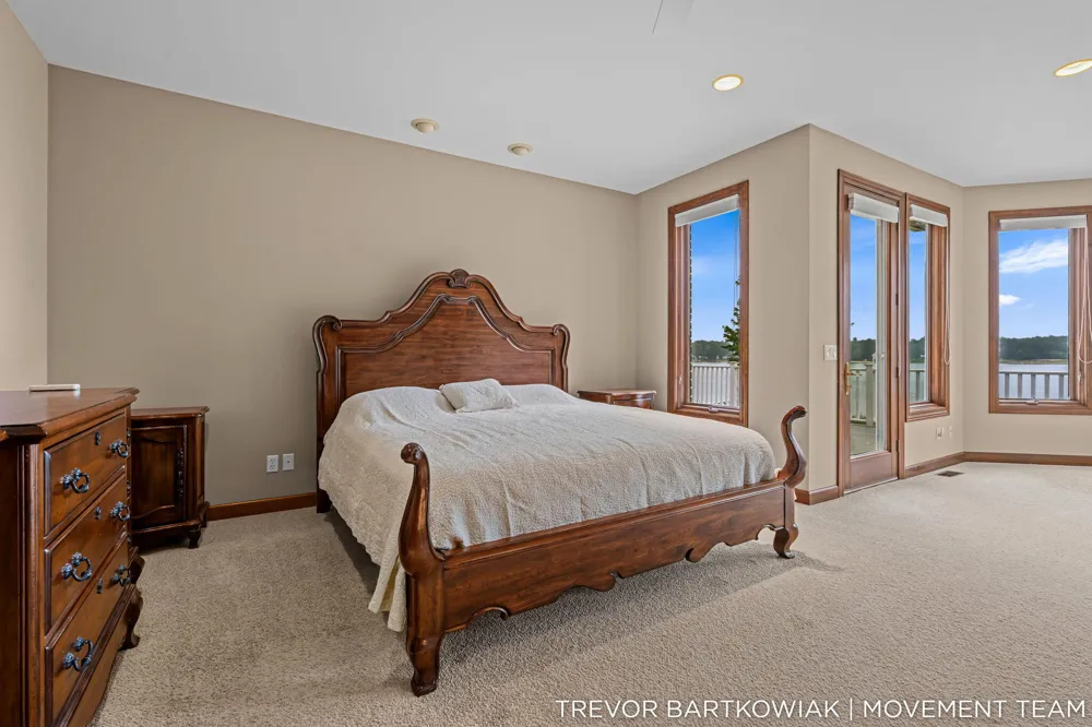 2696 Middle Lake Road Dalton Township, MI 49457