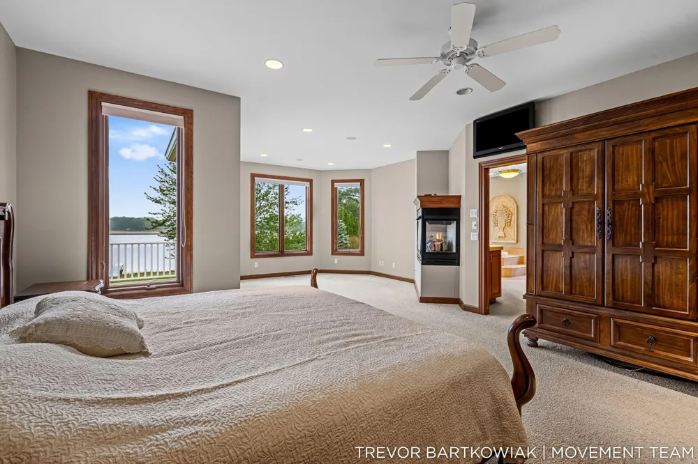2696 Middle Lake Road Dalton Township, MI 49457