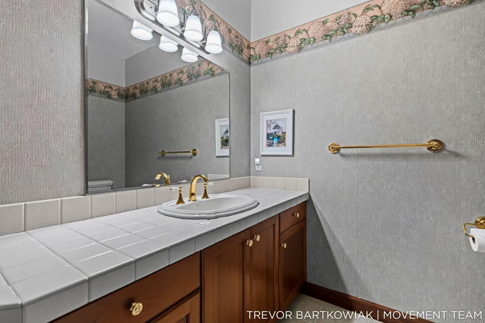 2696 Middle Lake Road Dalton Township, MI 49457