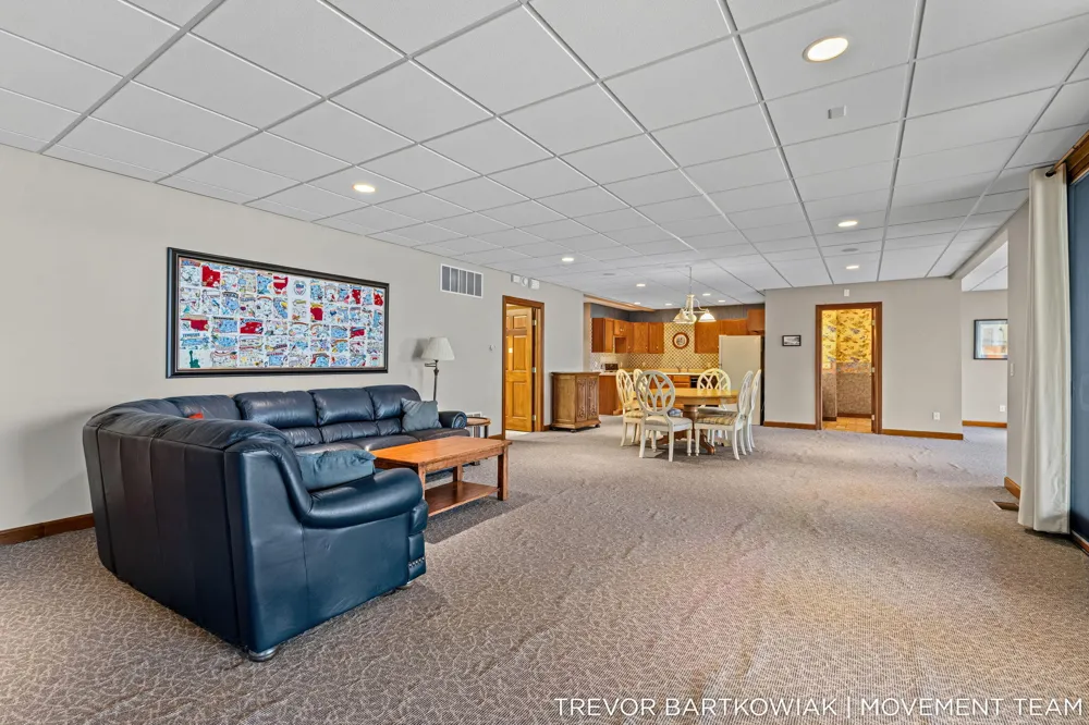 2696 Middle Lake Road Dalton Township, MI 49457