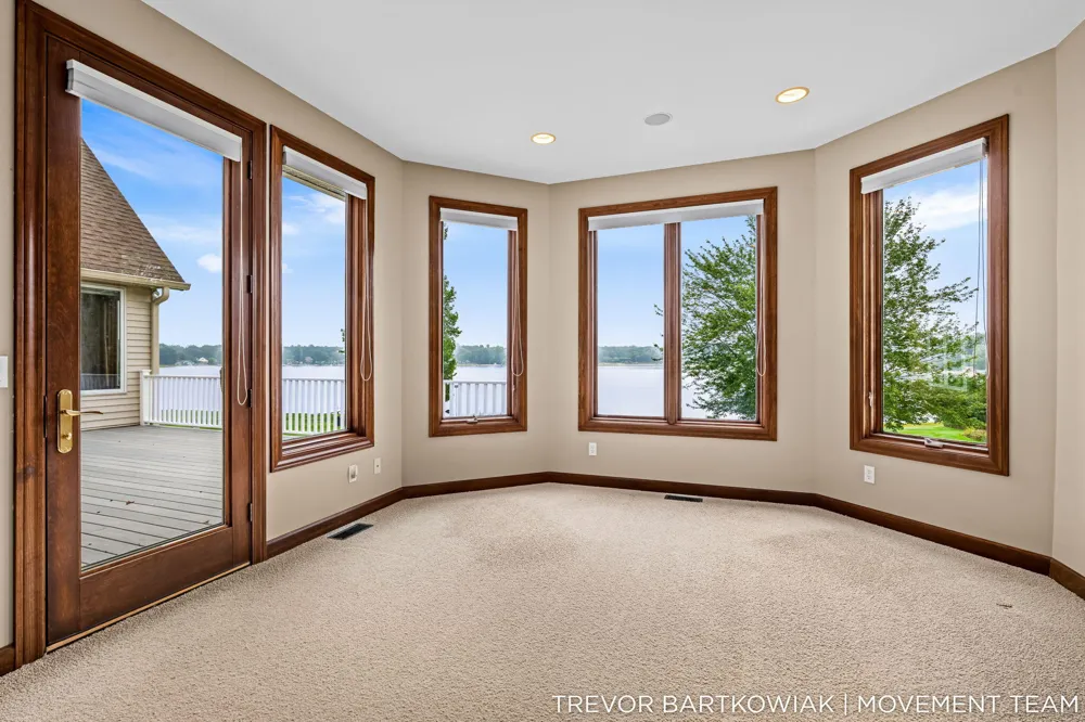 2696 Middle Lake Road Dalton Township, MI 49457