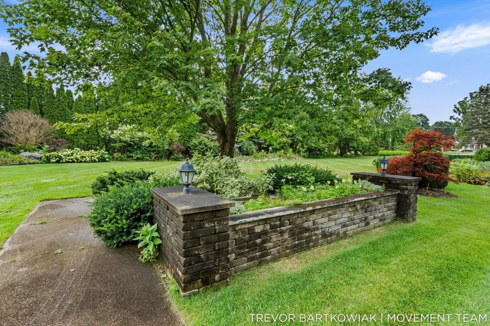 2696 Middle Lake Road Dalton Township, MI 49457