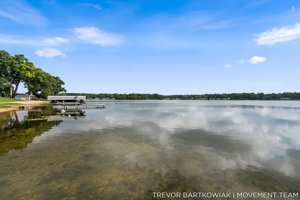 2696 Middle Lake Road Dalton Township, MI 49457
